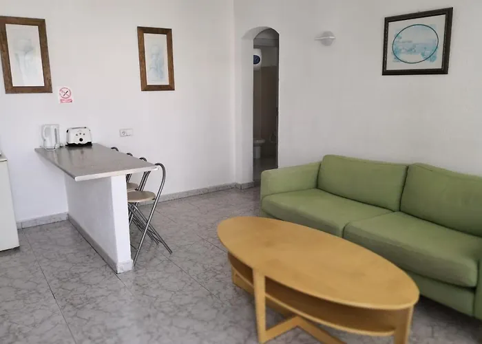 Aparthotel Doble Uve