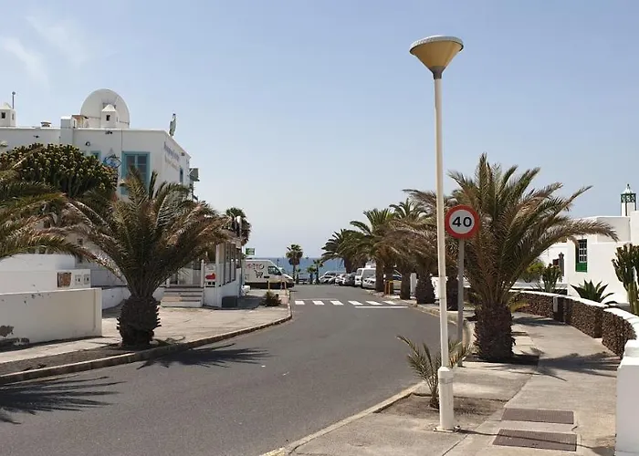 Aparthotel Doble Uve *