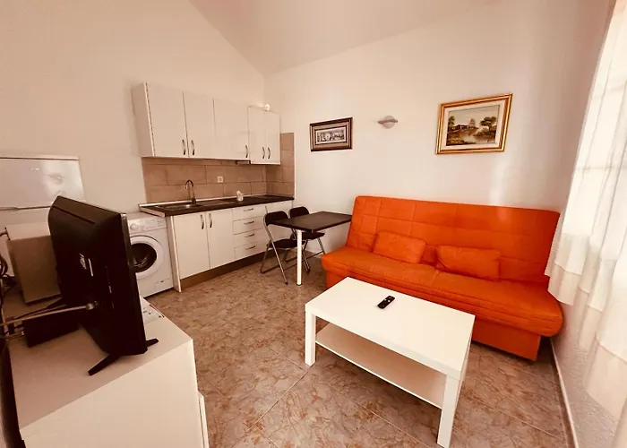 Aparthotel Doble Uve